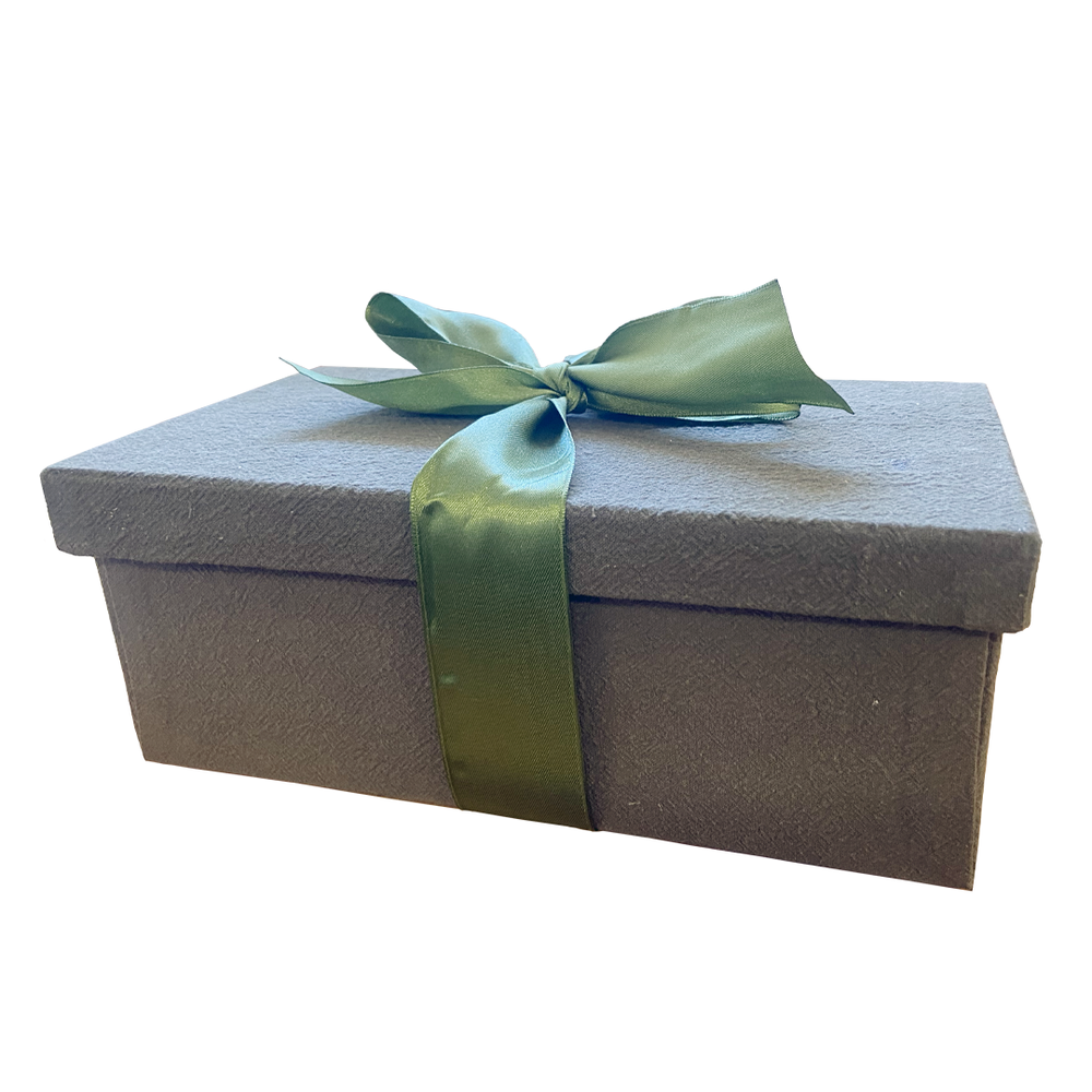 xmas 2025 - fabric green box empty